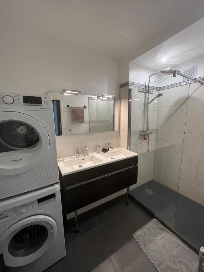 Superbe Appartement Centre Ville نيم المظهر الخارجي الصورة